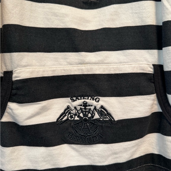 Striped Black and White kids Pullover Size 8/9 NWOT - Picture 4 of 5